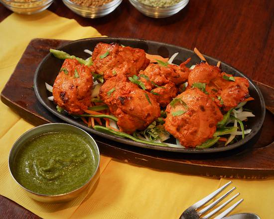 ニルワナム Chicken Tikka(6PC) チキンティッカ(6Pc)