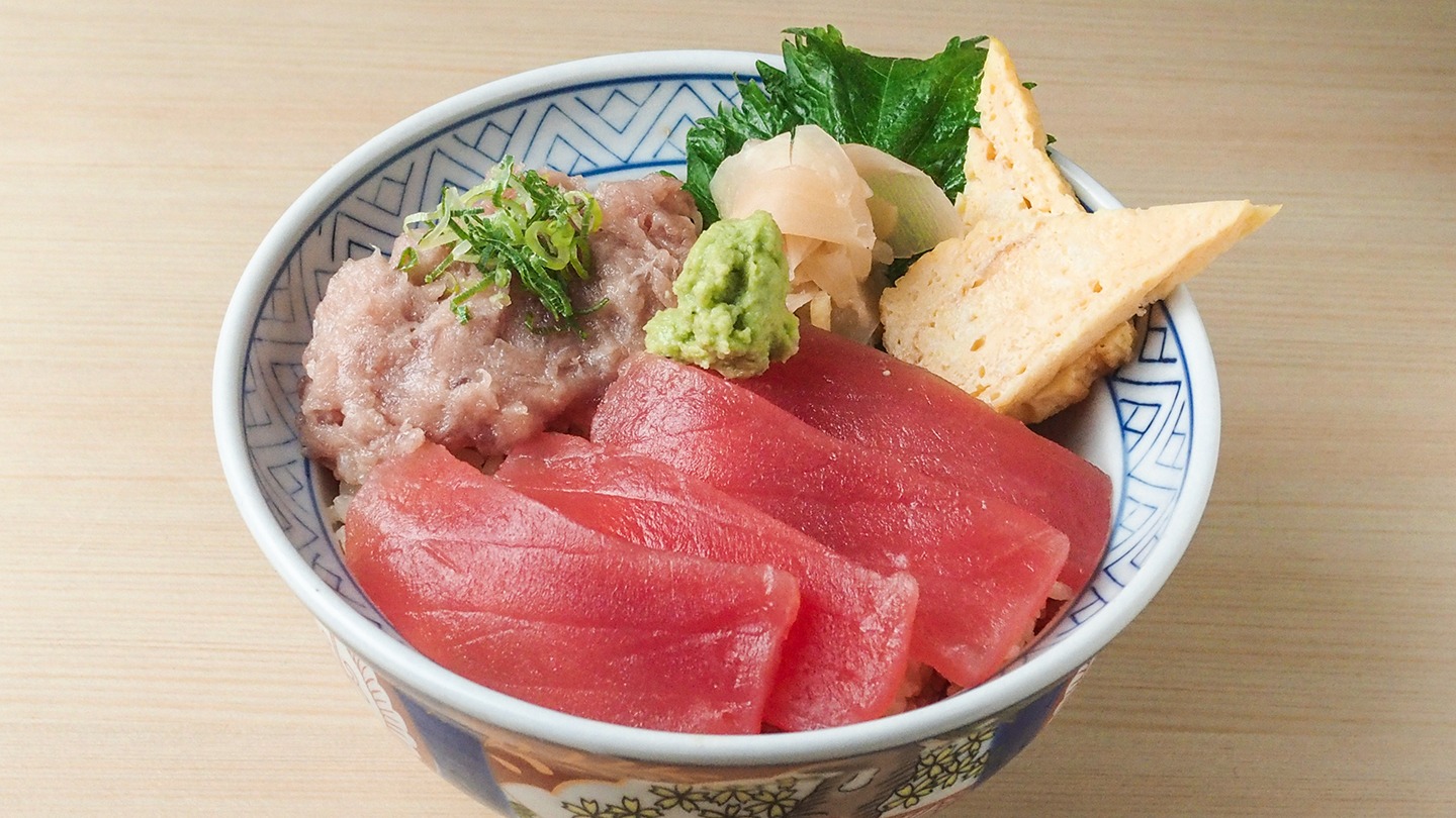 職人のシャリで食べるまぐろ丼 まぐろ近衛 まぐろ丼