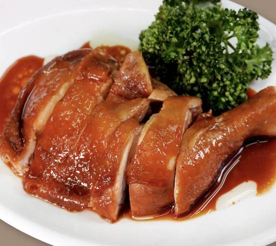 香港飲茶 4. 特製醤油漬けの柔らか鶏肉