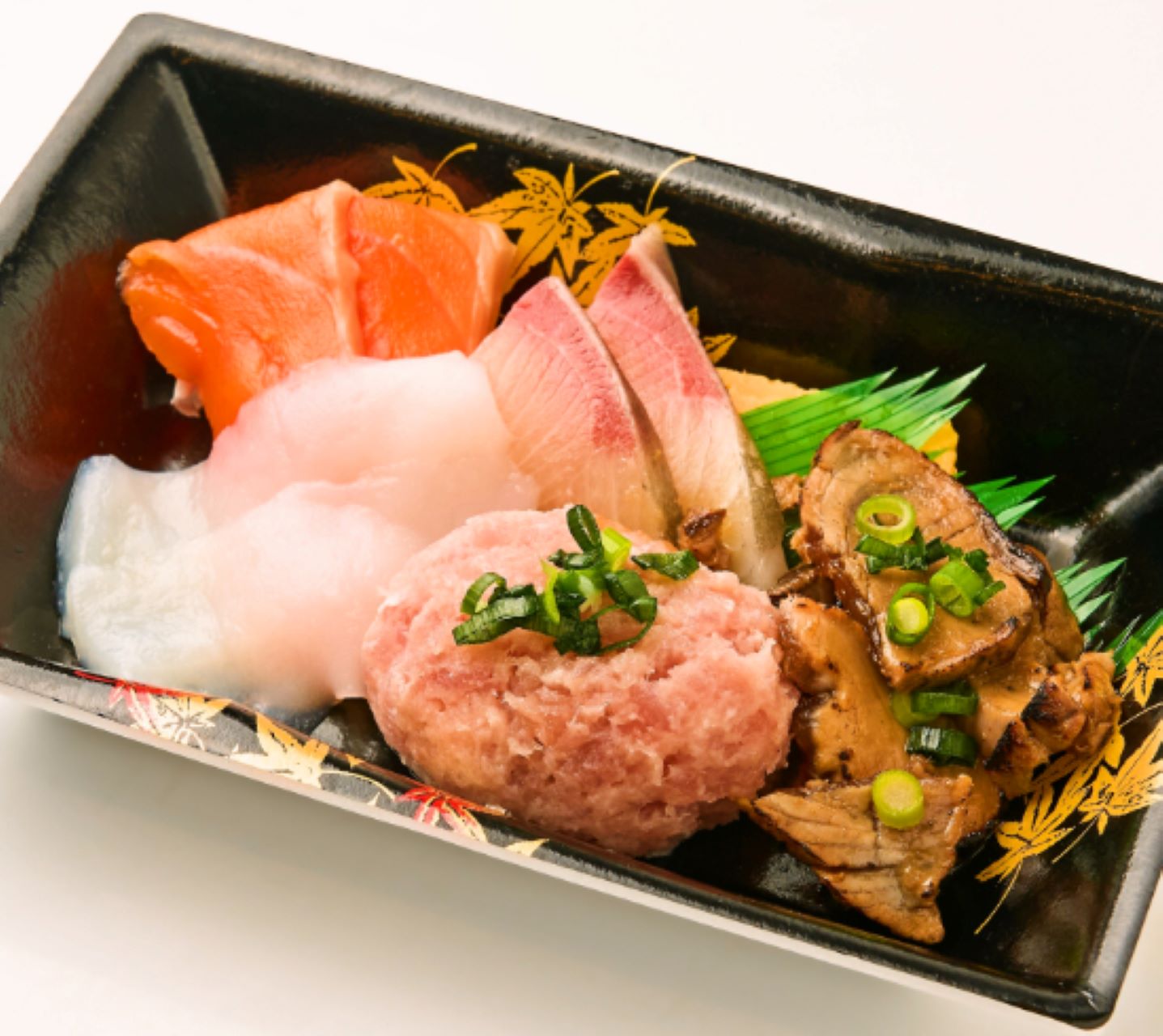 魚丼 刺身盛り 雪-ゆき-