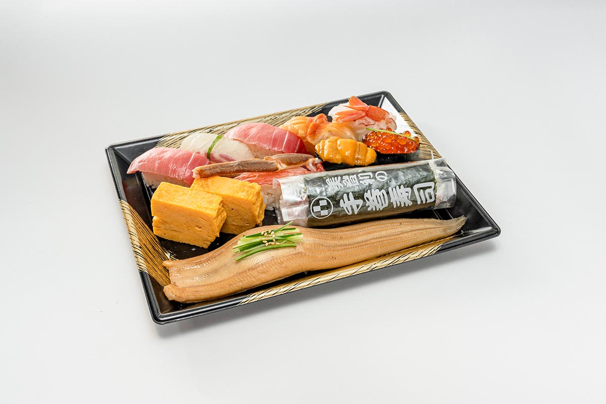 梅丘寿司の美登利総本店 超特選にぎり Ultimate sushi Assortment