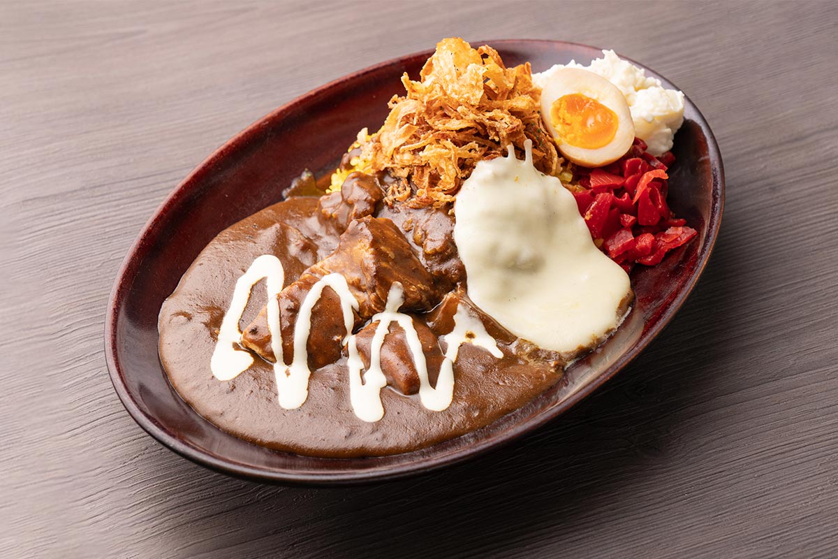 カレーは飲み物。 チーズのせ黒い肉カレー