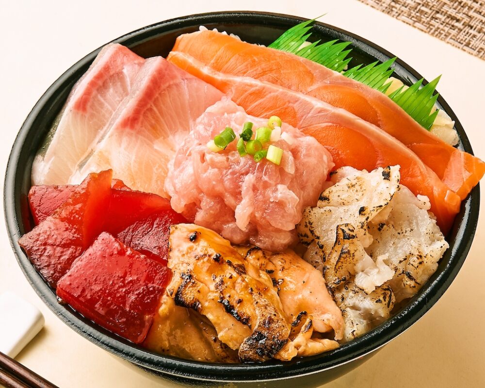 魚丼 つむぎ丼 (154)