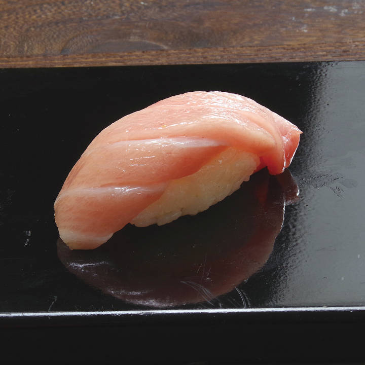 味ぎん 【8448】大トロ1貫