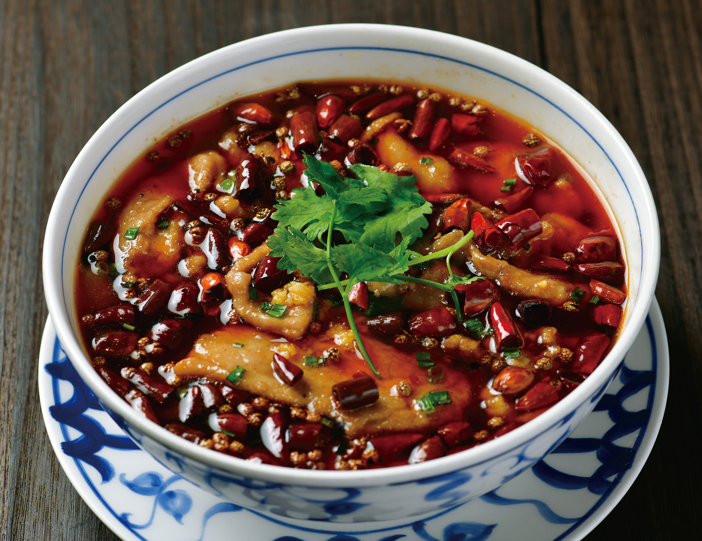 陳麻婆豆腐 魚のトウガラシ煮