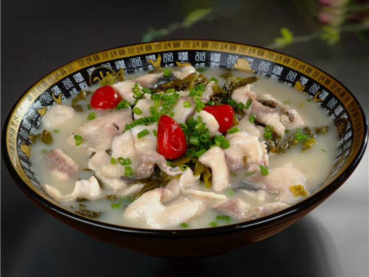 永利 白身魚と高菜の辛味煮込み鍋