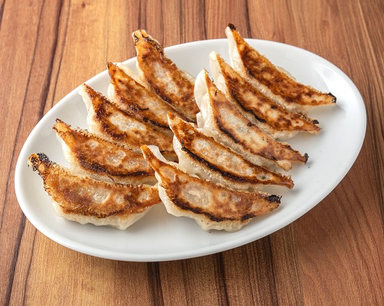 餃子食堂マルケン マルケン焼餃子(10個) Maruken Grilled Gyoza Dumplings (10 Pieces)