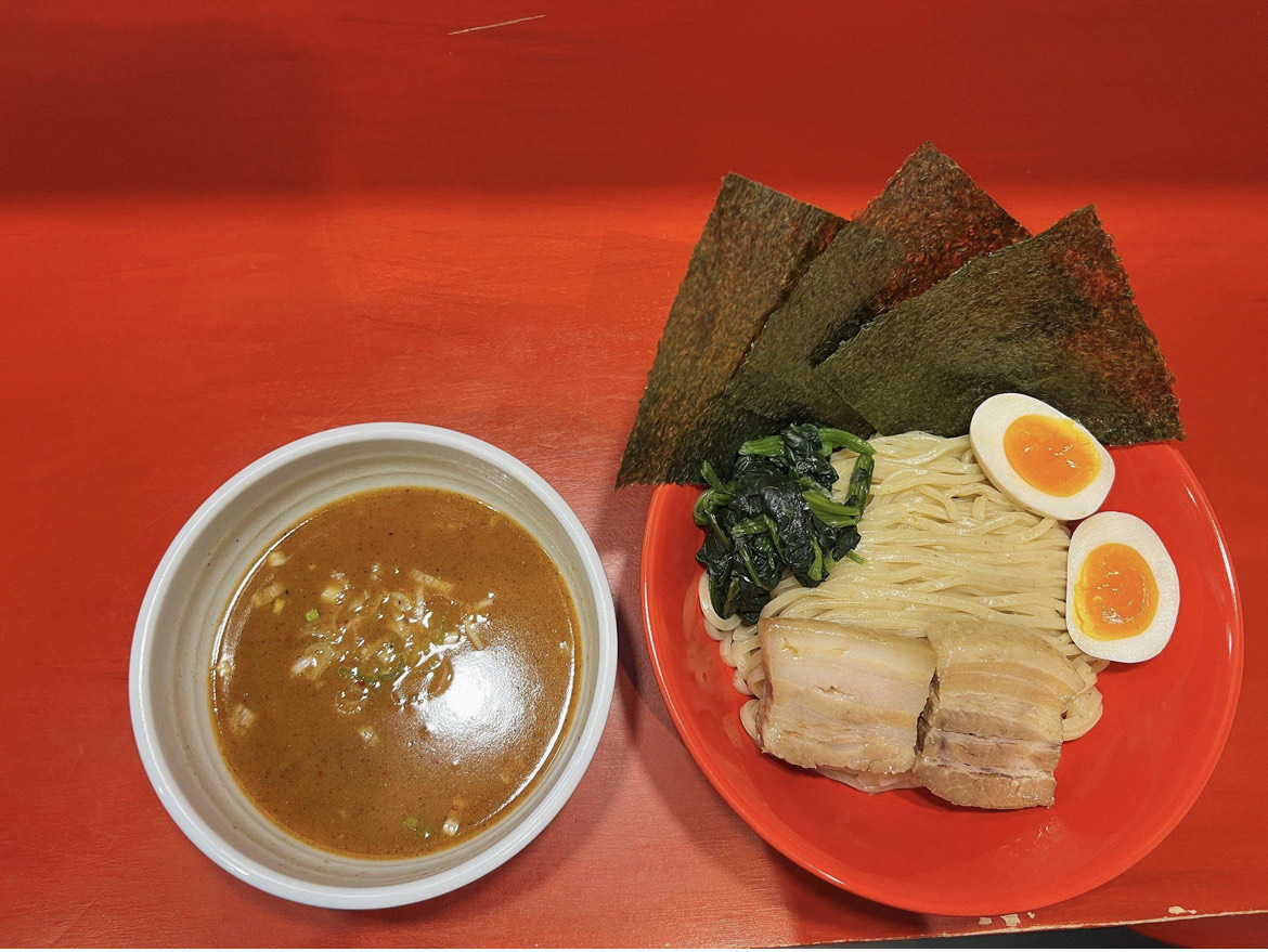 横浜家系ラーメン赤家 赤家のかつおつけ麺