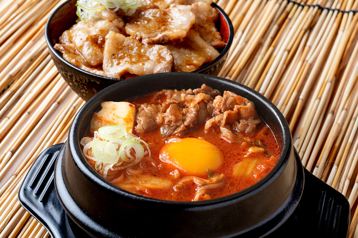 韓国カルビ丼とスンドゥブ 洞山 牛カルビスンドゥブ～ミニカルビ丼セット～