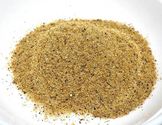 油そば研究所 魚粉