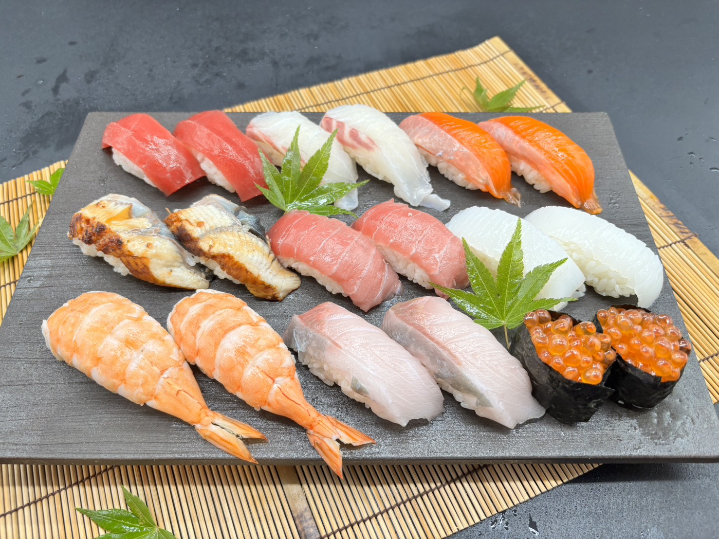 がんこ お得！寿司盛合せ(上)2人前 Great deal！ Assorted sushi (premium) for 2 person