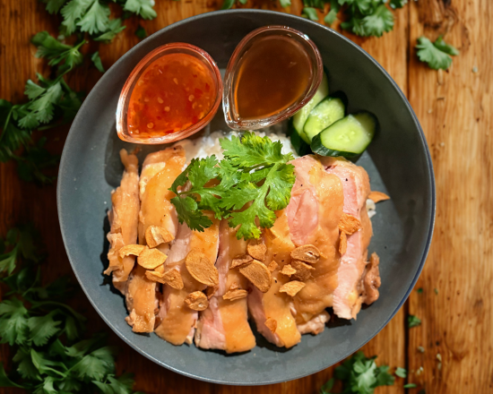 からだ喜ぶ！東京カオマンガイ 【ガーリック香る】ジューシーもも肉カオマンガイ [Garlic]Khao Man Gai(Chicken Thigh)