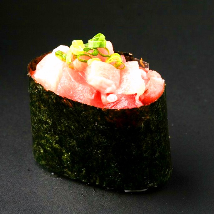 柿家すし 〈軍艦〉　落ちとろ