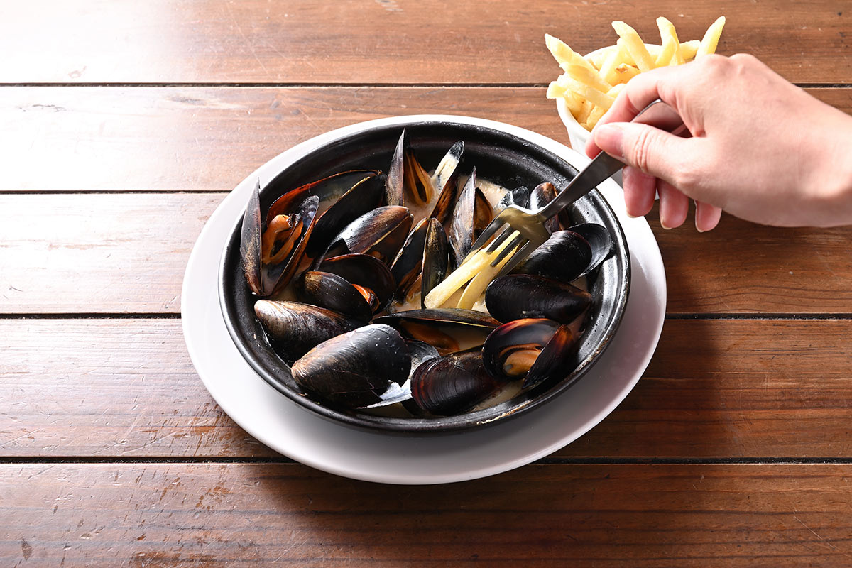 Italian Kitchen VANSAN リグーリア風ムール貝のクリームワイン蒸し