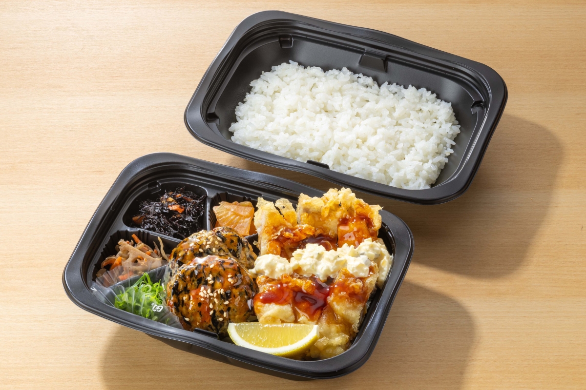 大戸屋 チキン南蛮と鶏つくね弁当