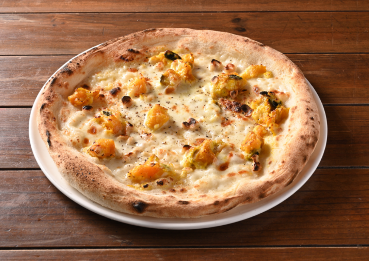 Italian Kitchen VANSAN かぼちゃとヘーゼルナッツピッツァ