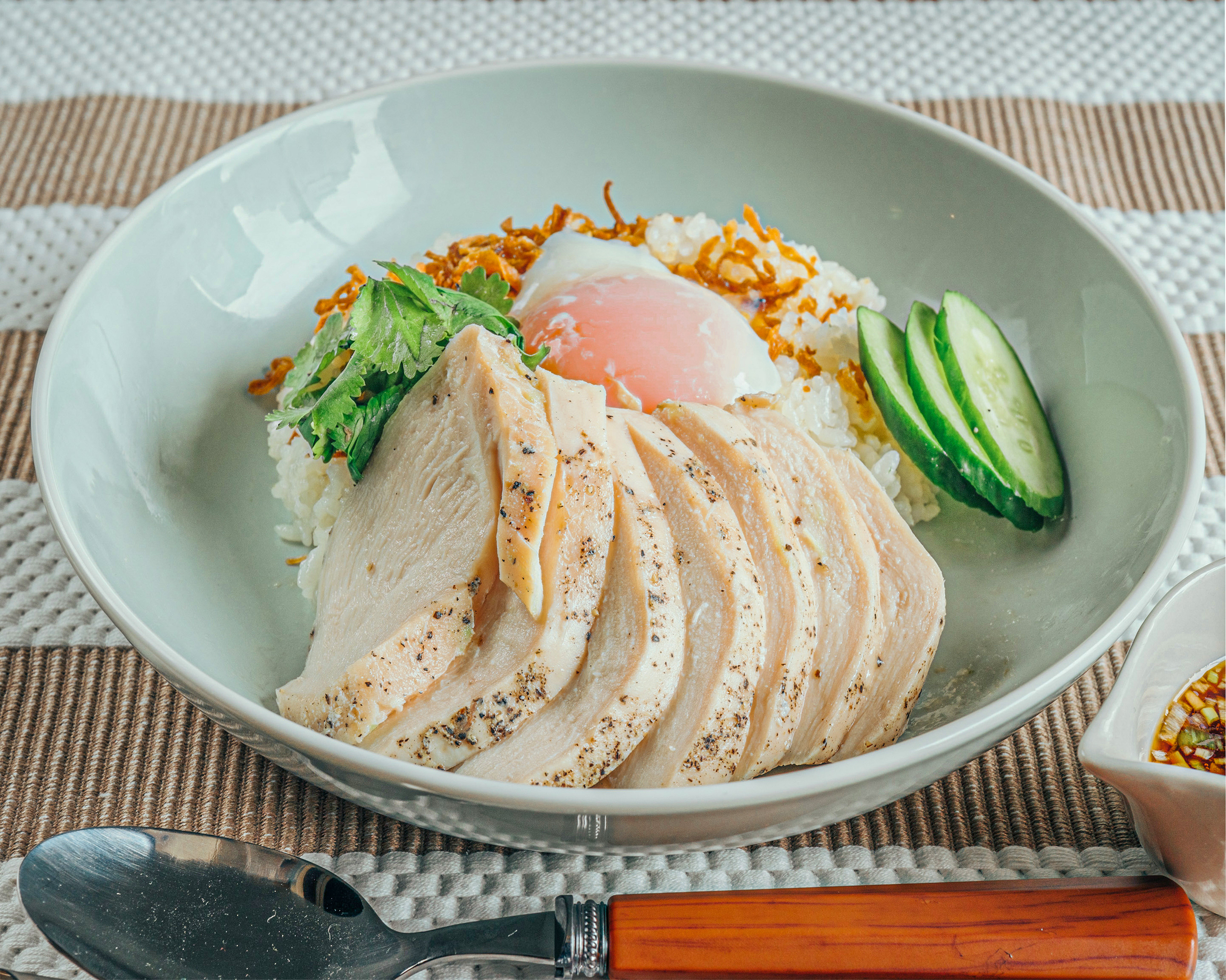 高たんぱく・糖質制限カオマンガイ 東京鶏飯食堂 【温玉のせ】カオマンガイ(むね肉) [Hot Spring Egg] Khaomangai(Breast)