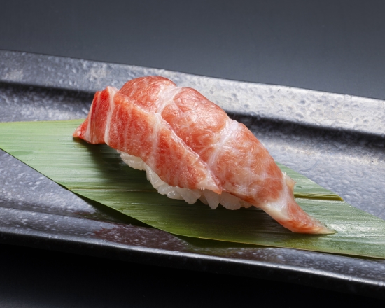 板前寿司 「石司」の天然本まぐろ大とろ Wild  Bluefin Fattiest Tuna