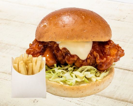 チョアチキン 【NEW】ヤンニョムバーガーセット(ポテトSサイズ付き)