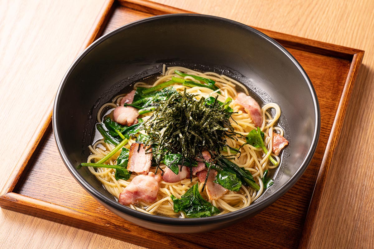 すぱじろう ほうれん草とベーコンの和風すぱ