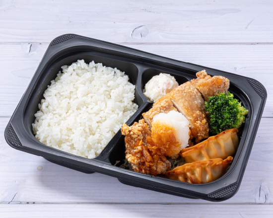 ジョナサン おろし竜田チキン＆揚げ餃子弁当