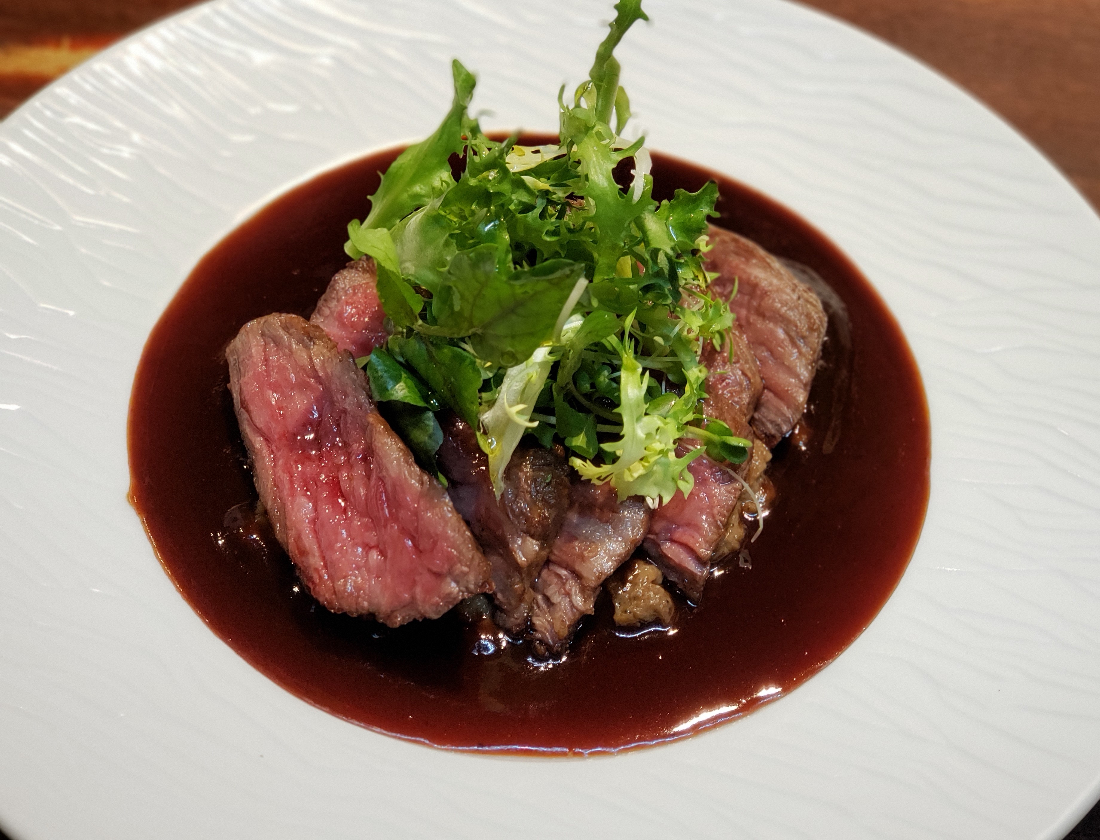 俺のイタリアン 牛フィレ肉のタリアータ(150g)〜黒トリュフソース〜