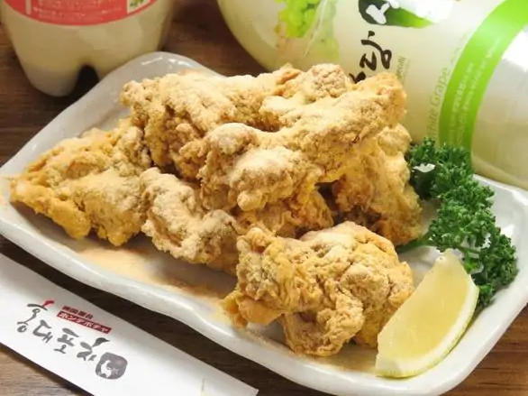 韓国料理 ホンデポチャ スノーチーズパウダーチキン