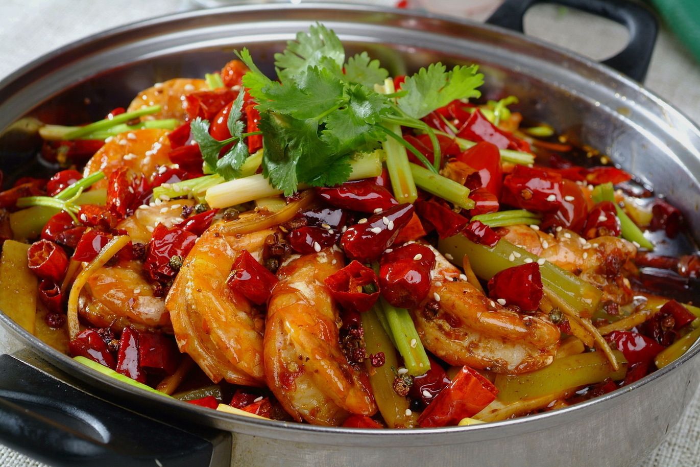 永利 揚げエビの辛味焼き鍋