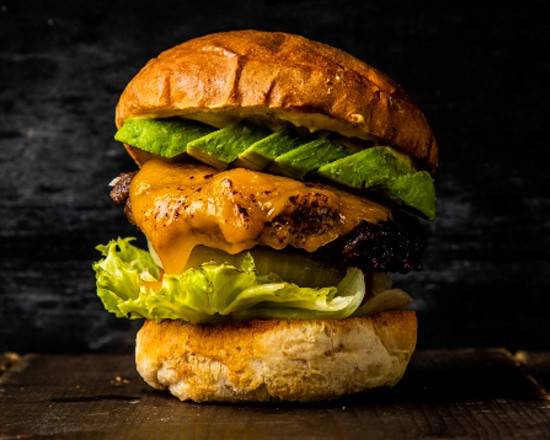 アボカドチーズバーガー