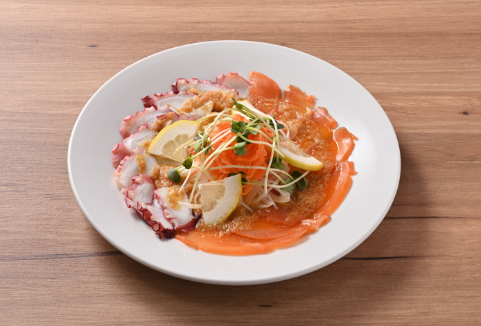 Italian Kitchen VANSAN サーモンとタコのカルパッチョ