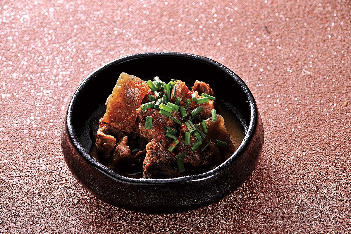 つるとんたん 牛すじ煮込み