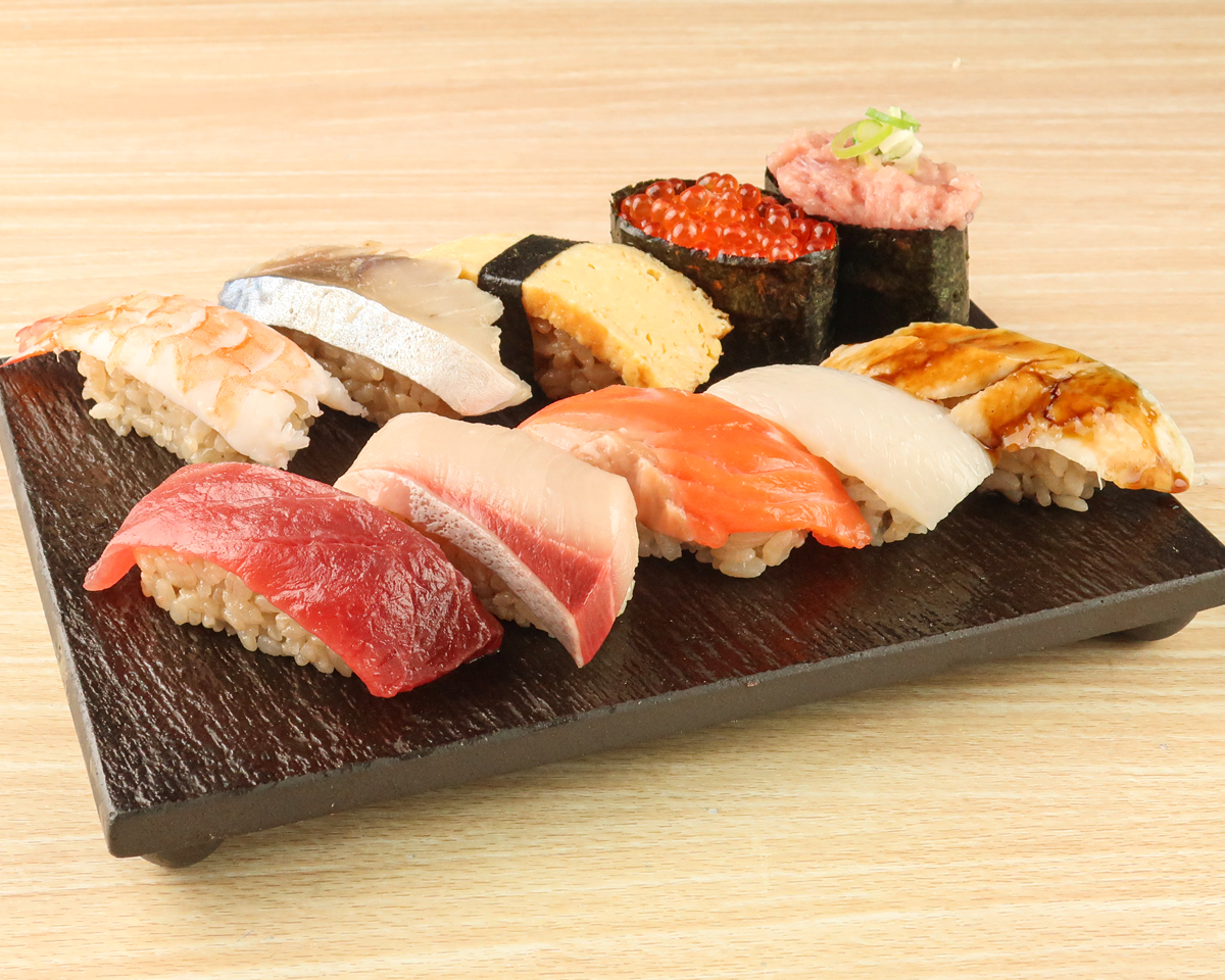 鮨・酒・肴 杉玉 【定番寿司盛り】並 1人前