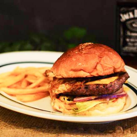チェダーチーズバーガー  Cheddar Cheese Burger