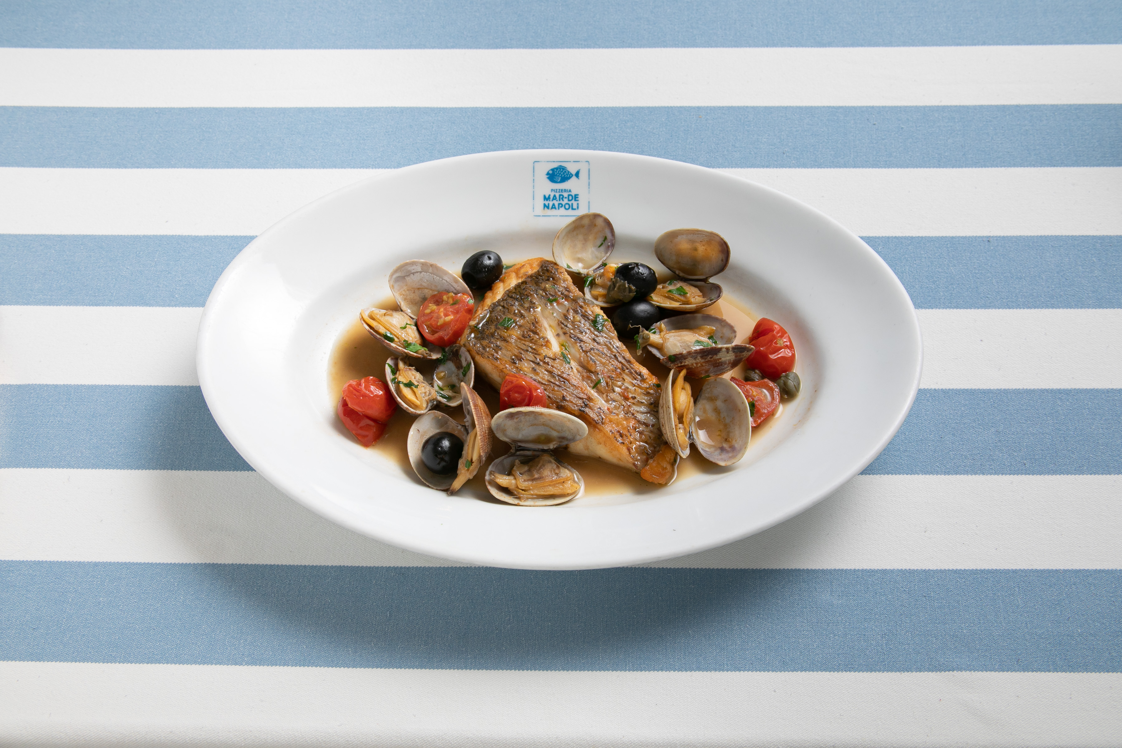 ピッツェリア マルデナポリ 本日のお魚のアクアパッツァ