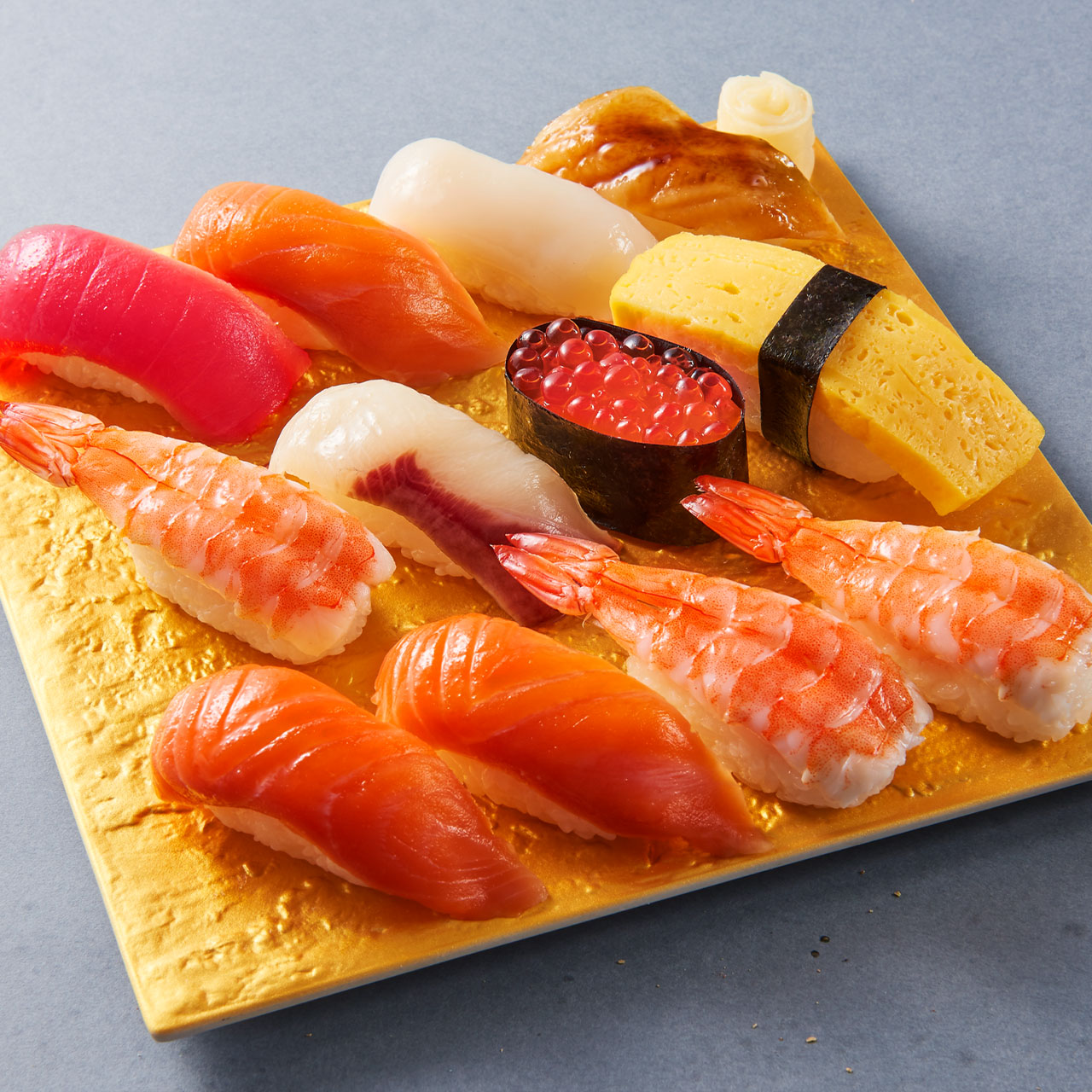 茶月 【茶月】サーモン＆えび盛り