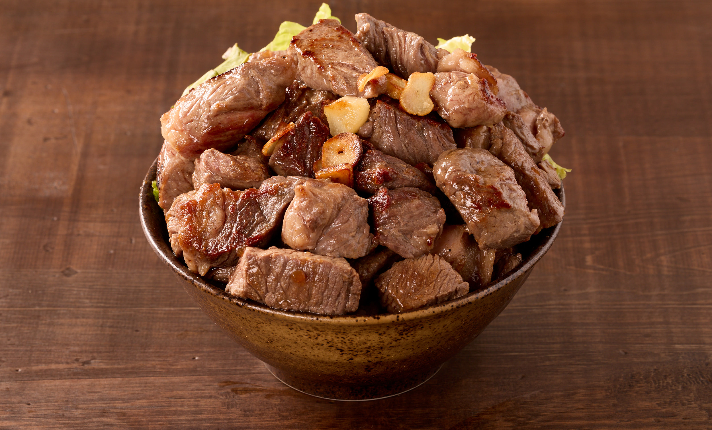 肉テロ!肉たらしくてぎゅう 【肉2倍】カットステーキ丼(300g)Cut Beef Steak Bowl