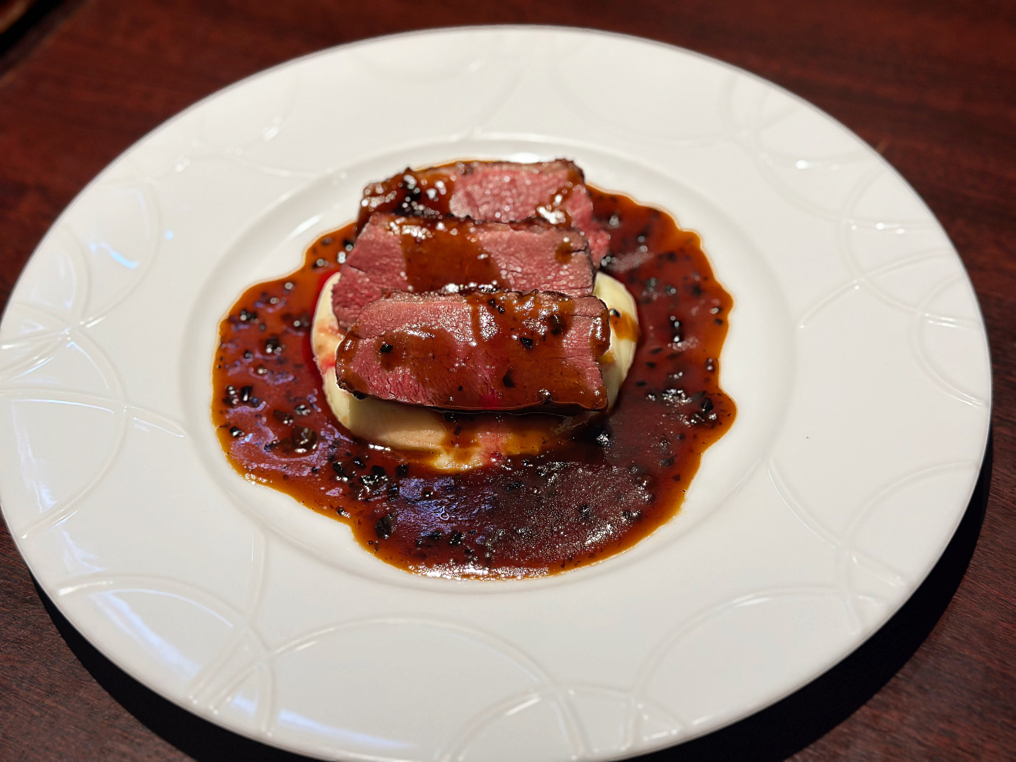 俺のイタリアン 鴨のロースト ペリグーソース