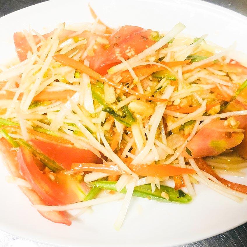 スパイスhub Papaya salad パパイヤのサラダ