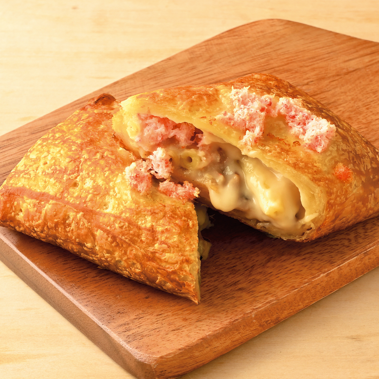 ピザ・サントロペ カニグラタンパイ