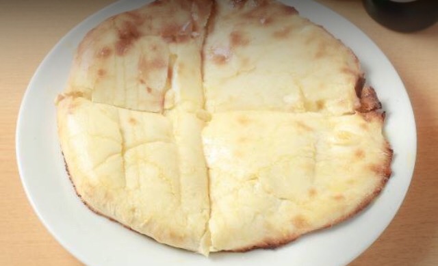 スパイスガーデン人気No.1 Cheese Nan/チーズナン