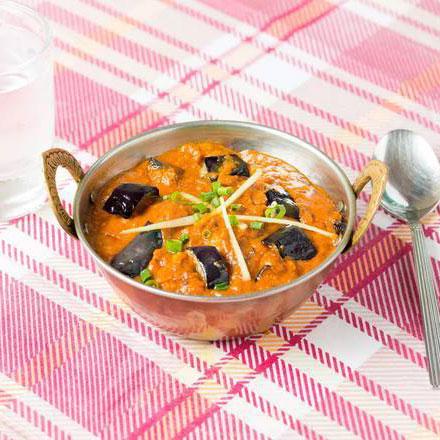 サンガム ナスとチキンのカレー BEIGAN ＆ CHICKEN CURRY