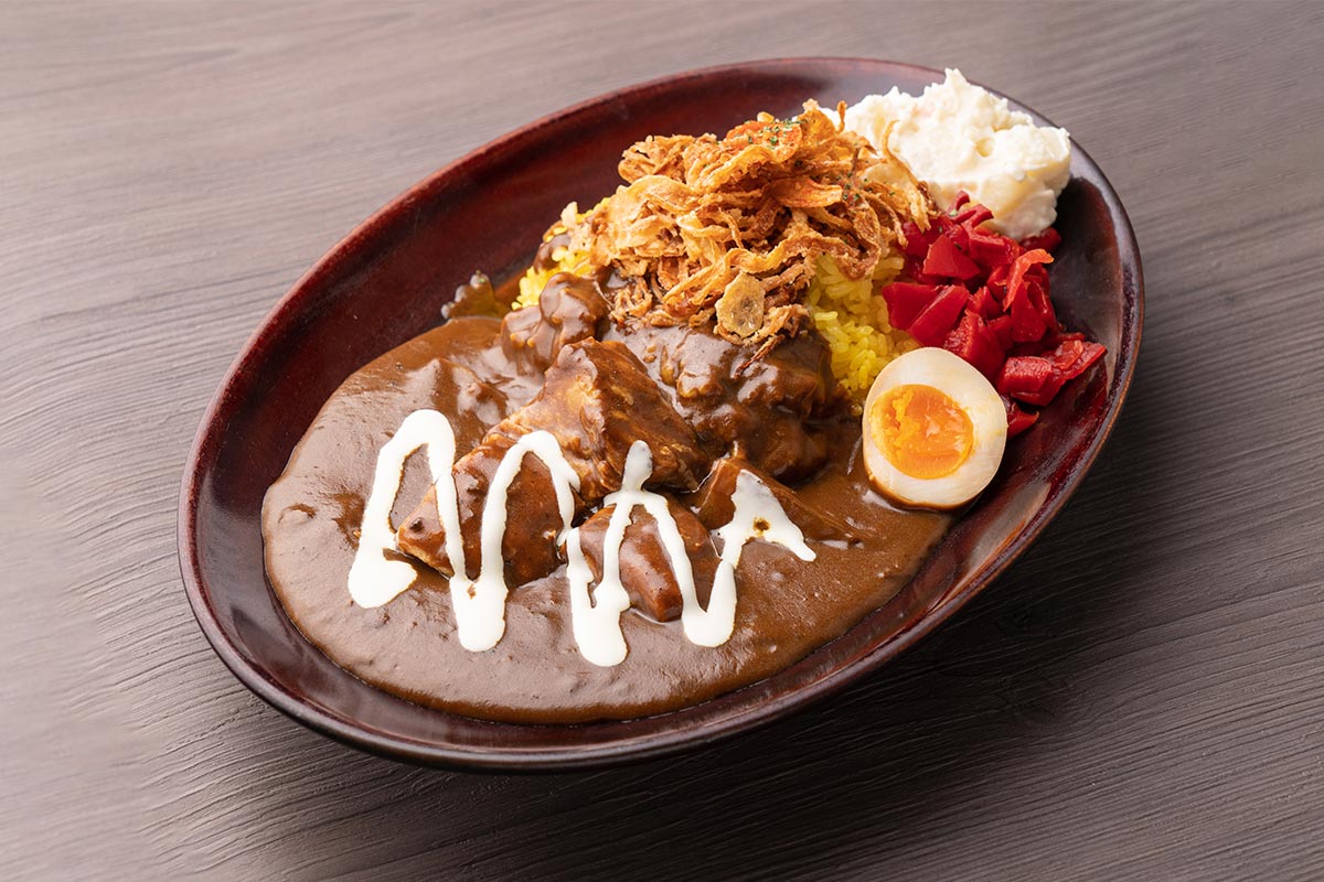 カレーは飲み物。人気No.2 黒い肉カレー