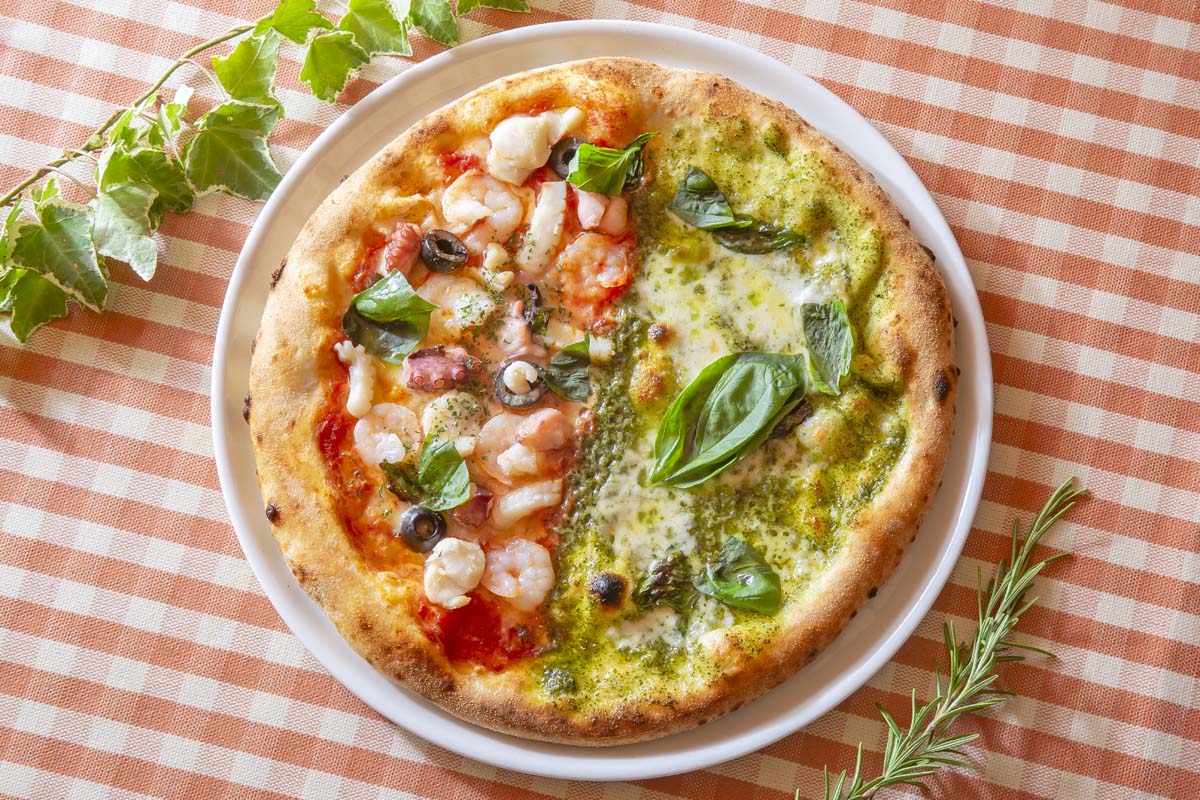 マンマパスタ 【人気No.2】ハーフ＆ハーフ(ピッツァ)