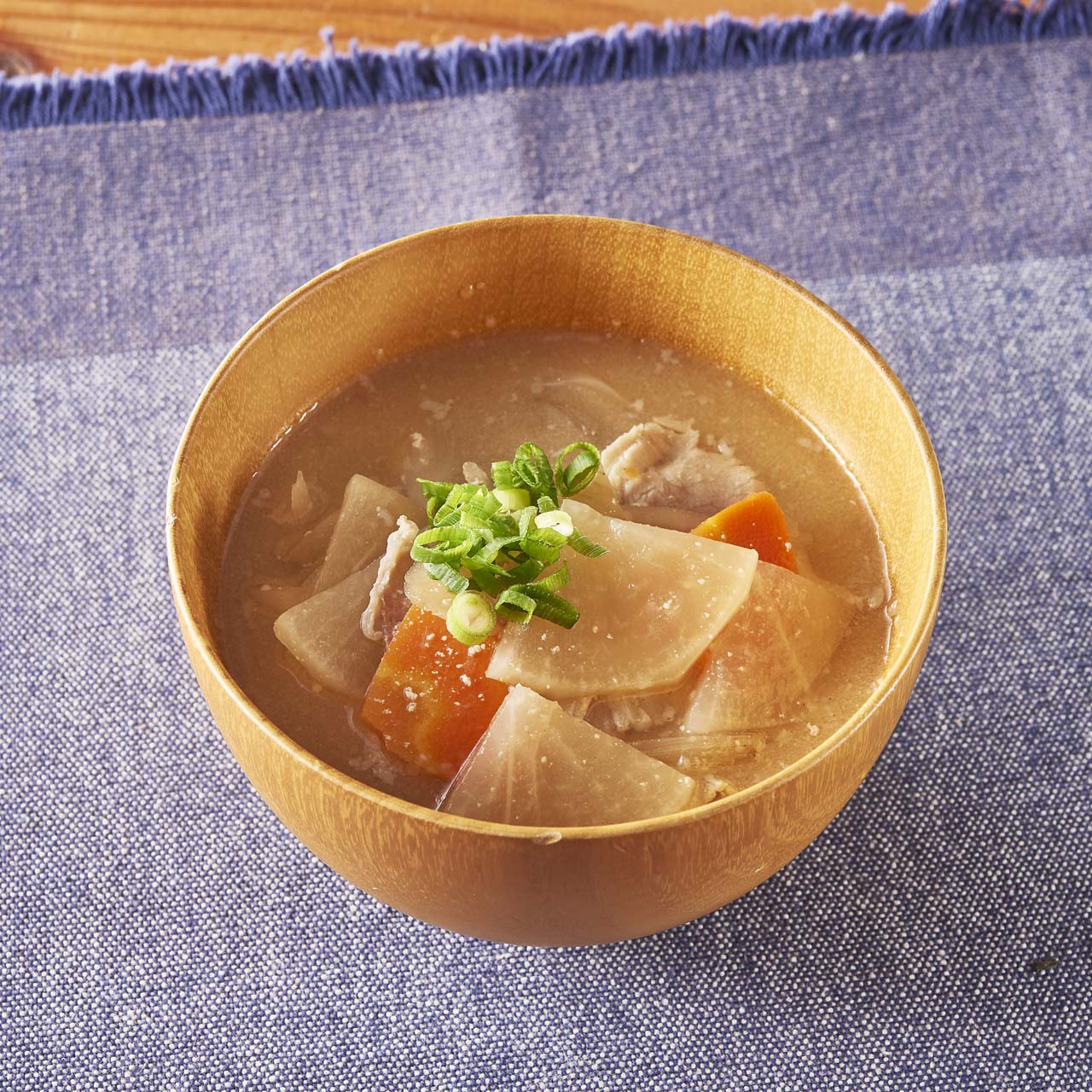 小僧寿し 特製豚汁(ダブル)