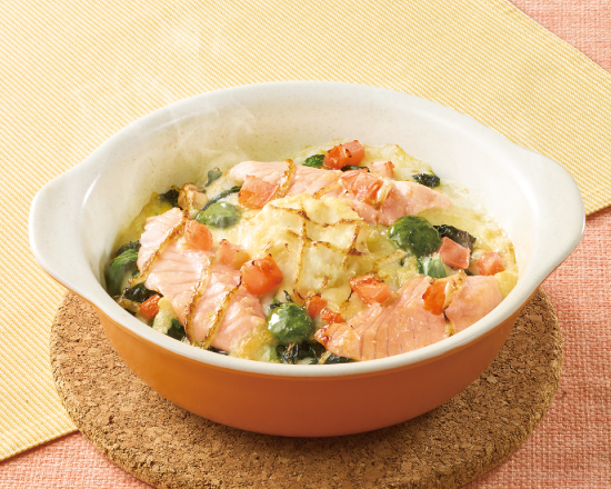 ジョナサン トロサーモン・ポテト・大葉のドリア