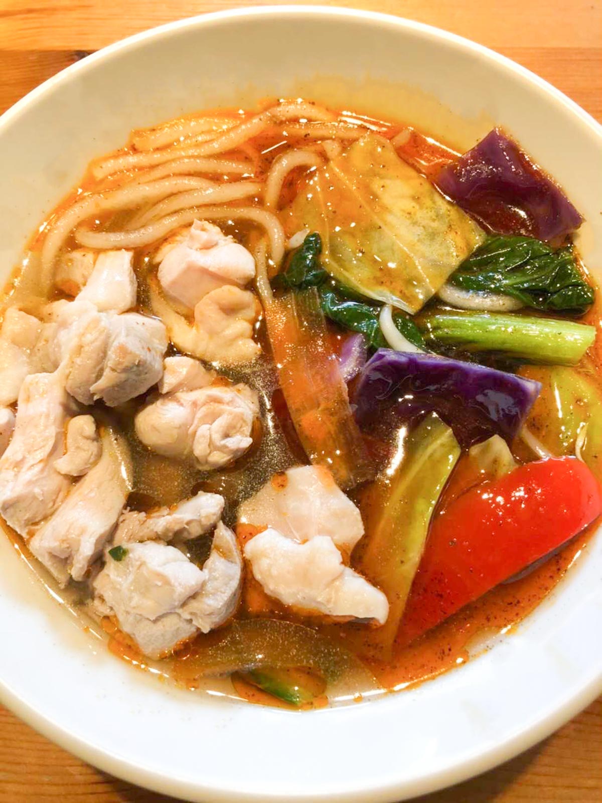 頂マーラータン 鶏肉のマーラータン 30種類のスパイス、極太の春雨を使用