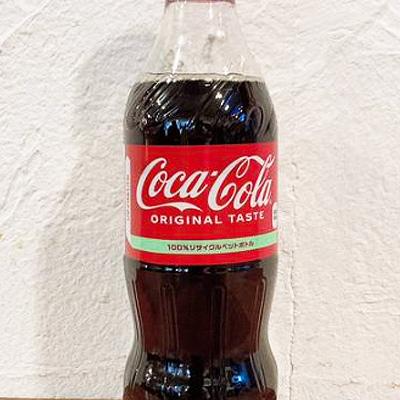 濃厚魚介豚骨つけ麺 つじ田 コカコーラ 350ml