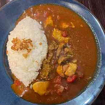 チキンとトマトのスパイスカレー