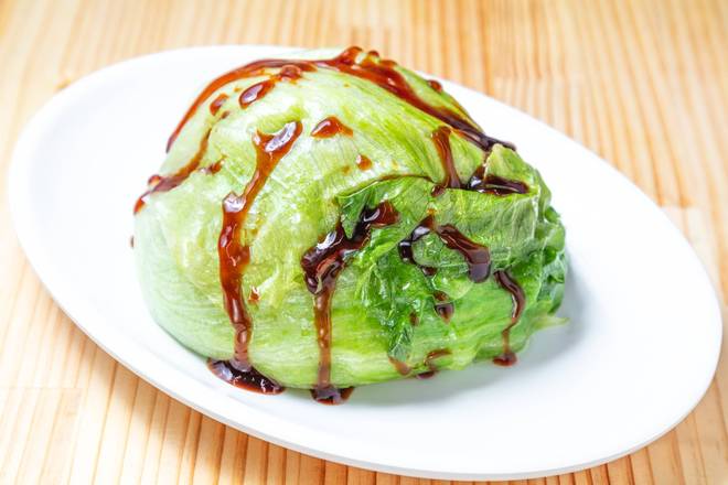 香港飲茶 501. シャキッと香ばし！温レタスのオイスターがけ