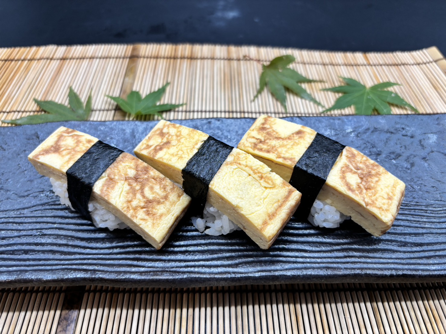 がんこ たまごにぎり3貫 3 pieces of egg nigiri